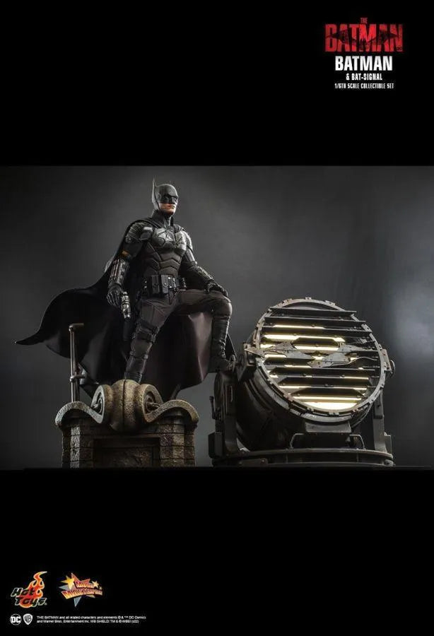 HOTMMS641 The Batman - Batman and Bat-Signal 1:6 Scale Action Figure Set - Hot Toys - Titan Pop Culture