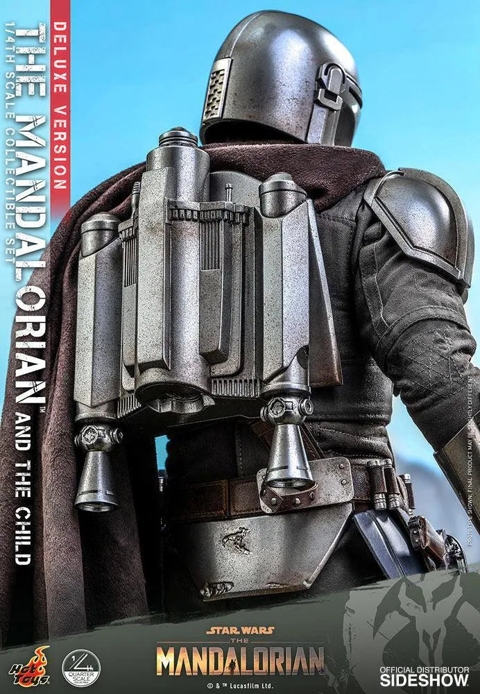 HOTQS017 Star Wars: The Mandalorian - Mandalorian & The Child Deluxe 1:4 Scale Action Figure Set - Hot Toys - Titan Pop Culture