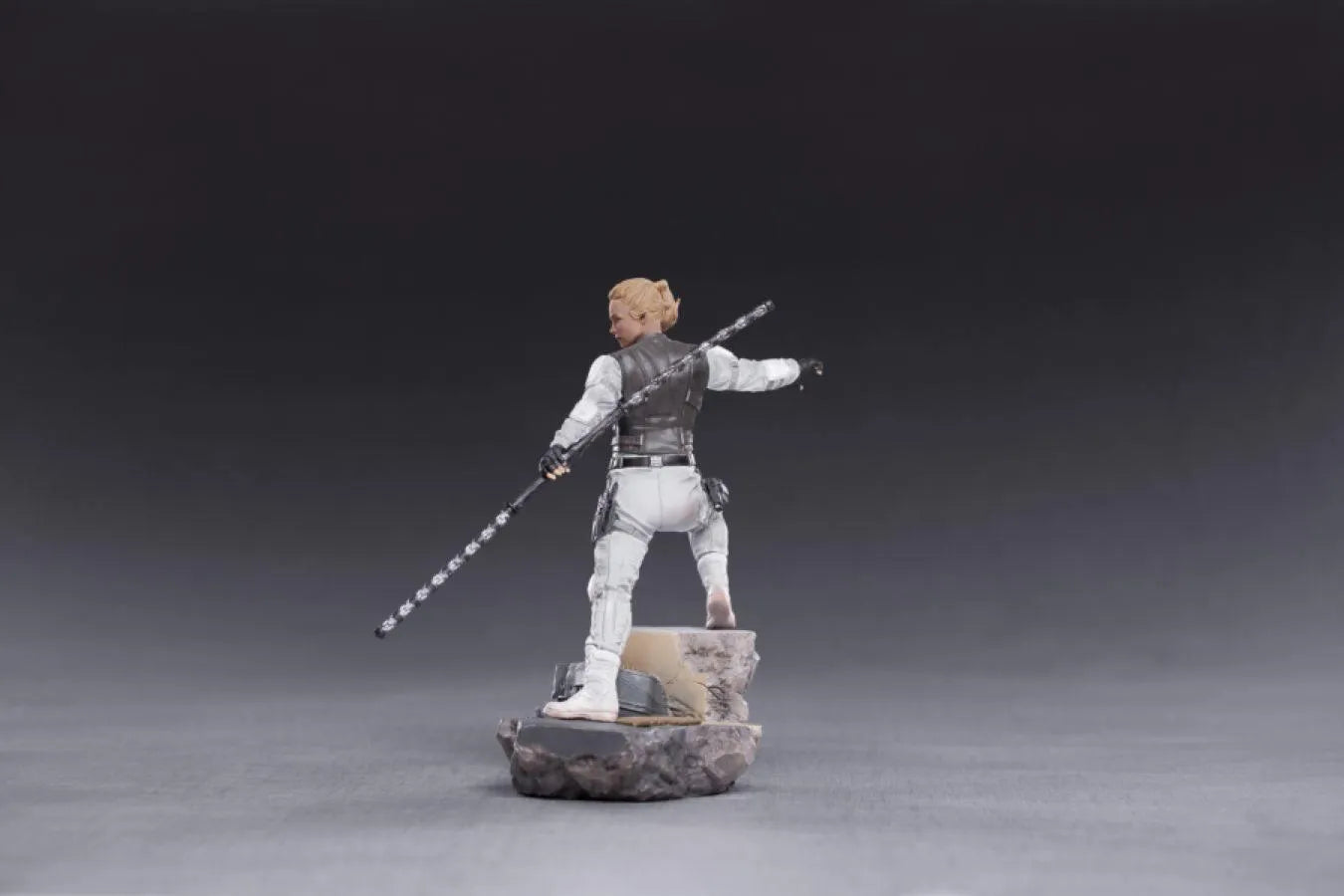 IRO28020 Black Widow - Yelena 1:10 Scale Statue - Iron Studios - Titan Pop Culture