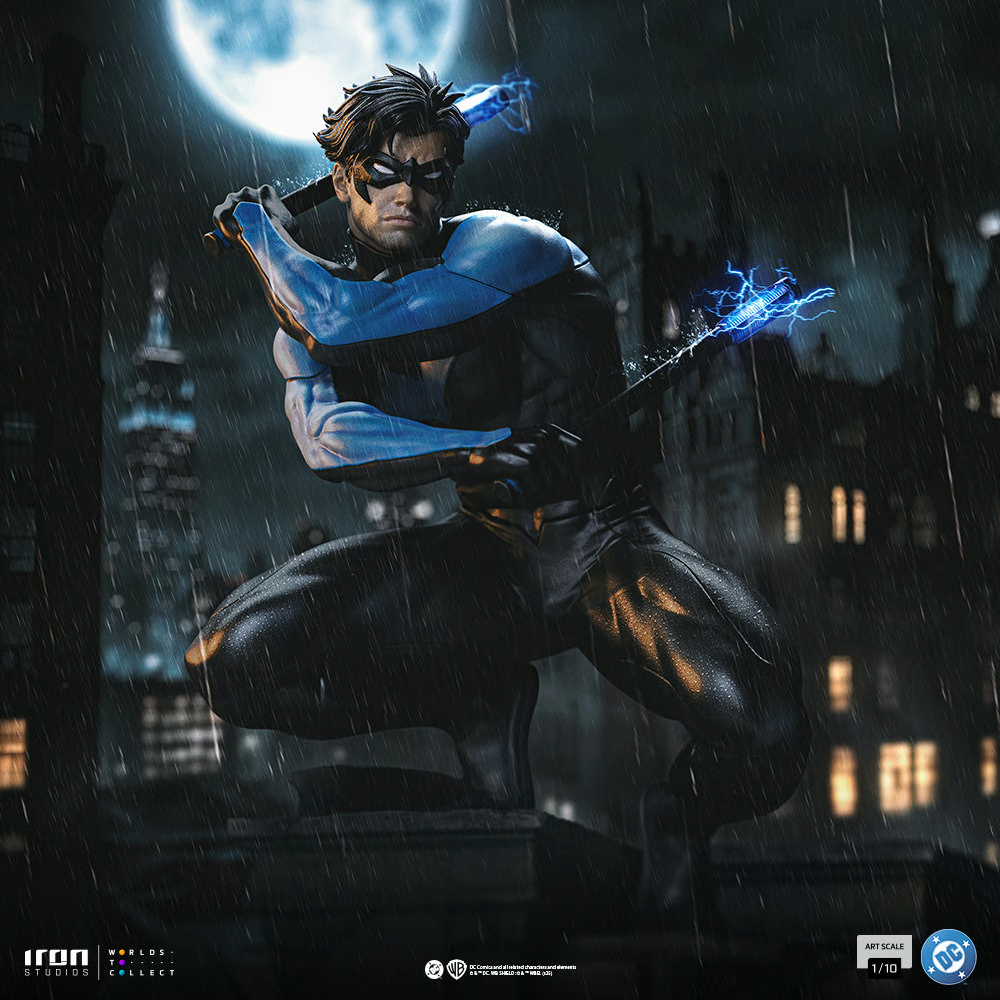 Batman - Nightwing 1:10 Scale Statue
