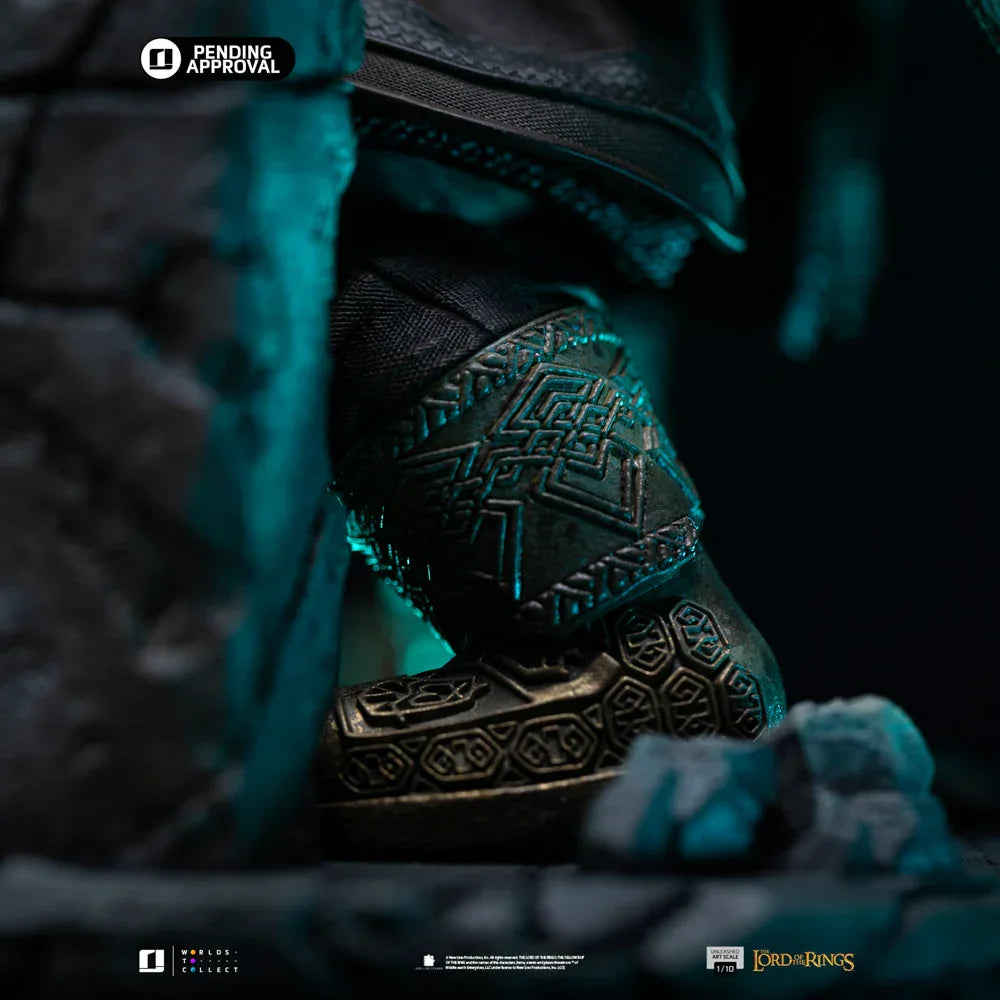 The Lord of the Rings - Gimli Unleashed Statue