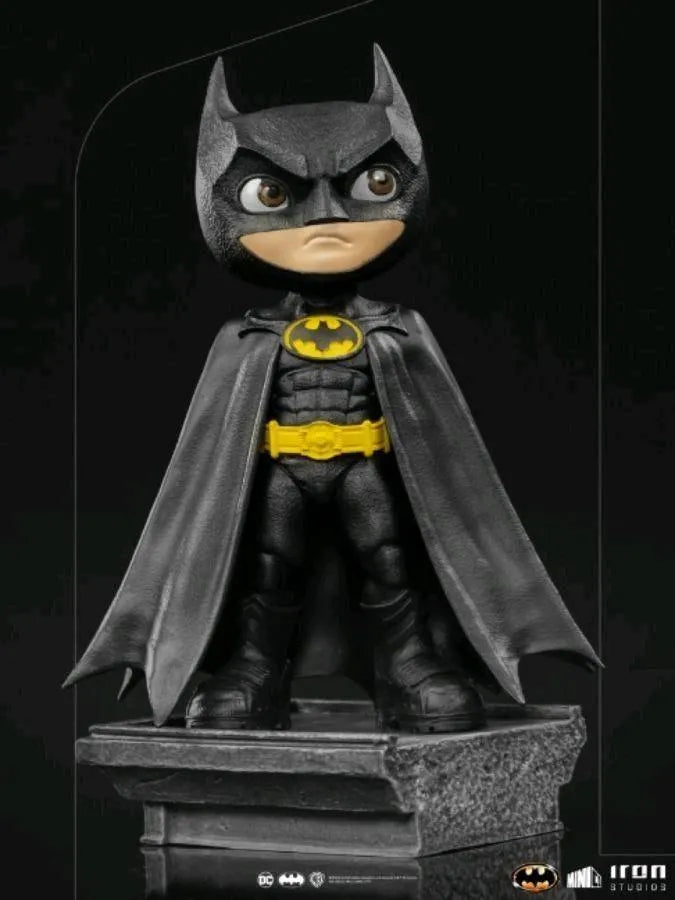 IRO34386 Batman 1989 - Batman Minico Vinyl Figure - Iron Studios - Titan Pop Culture