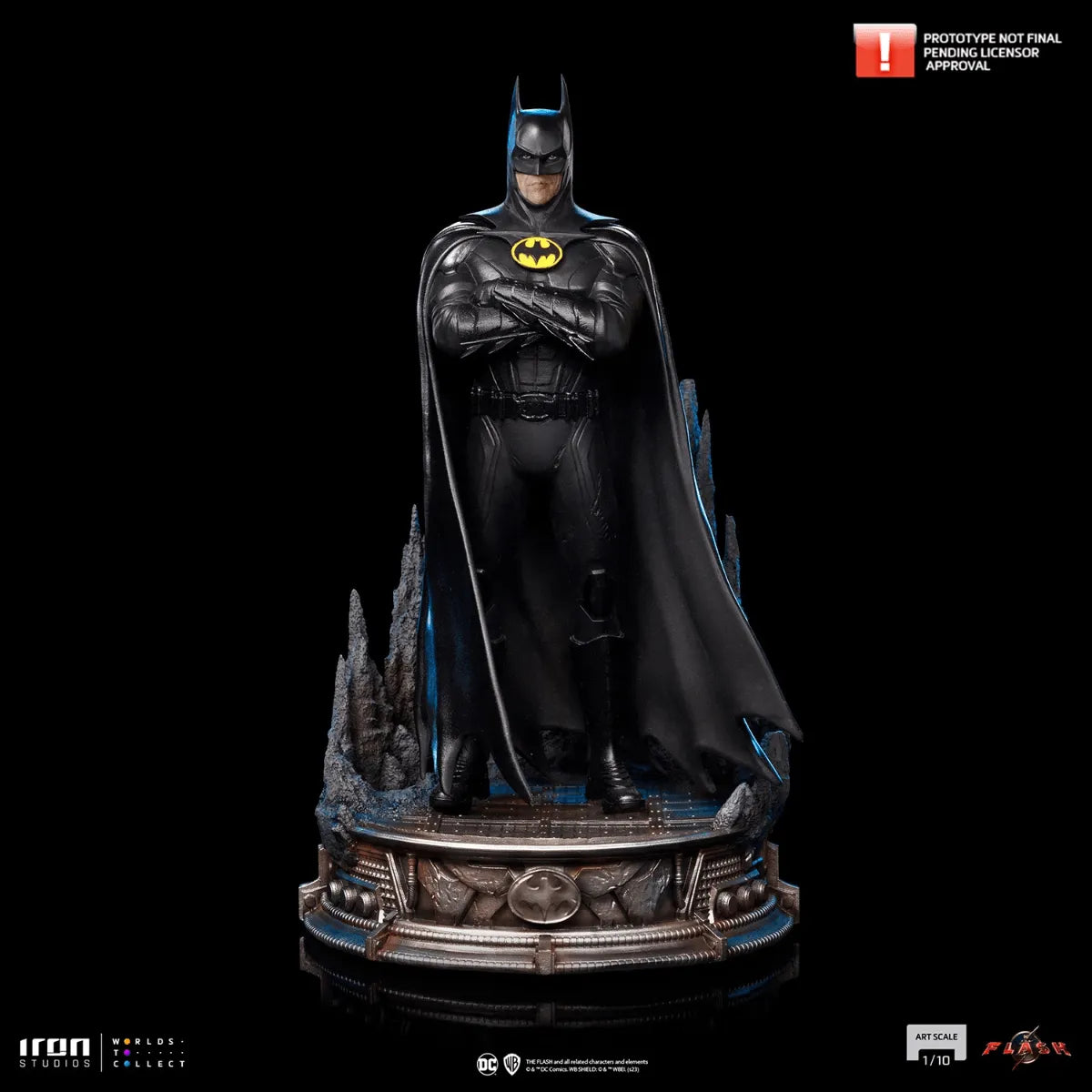 IRO53486 The Flash (2023) - Batman 1:10 Scale Statue - Iron Studios - Titan Pop Culture