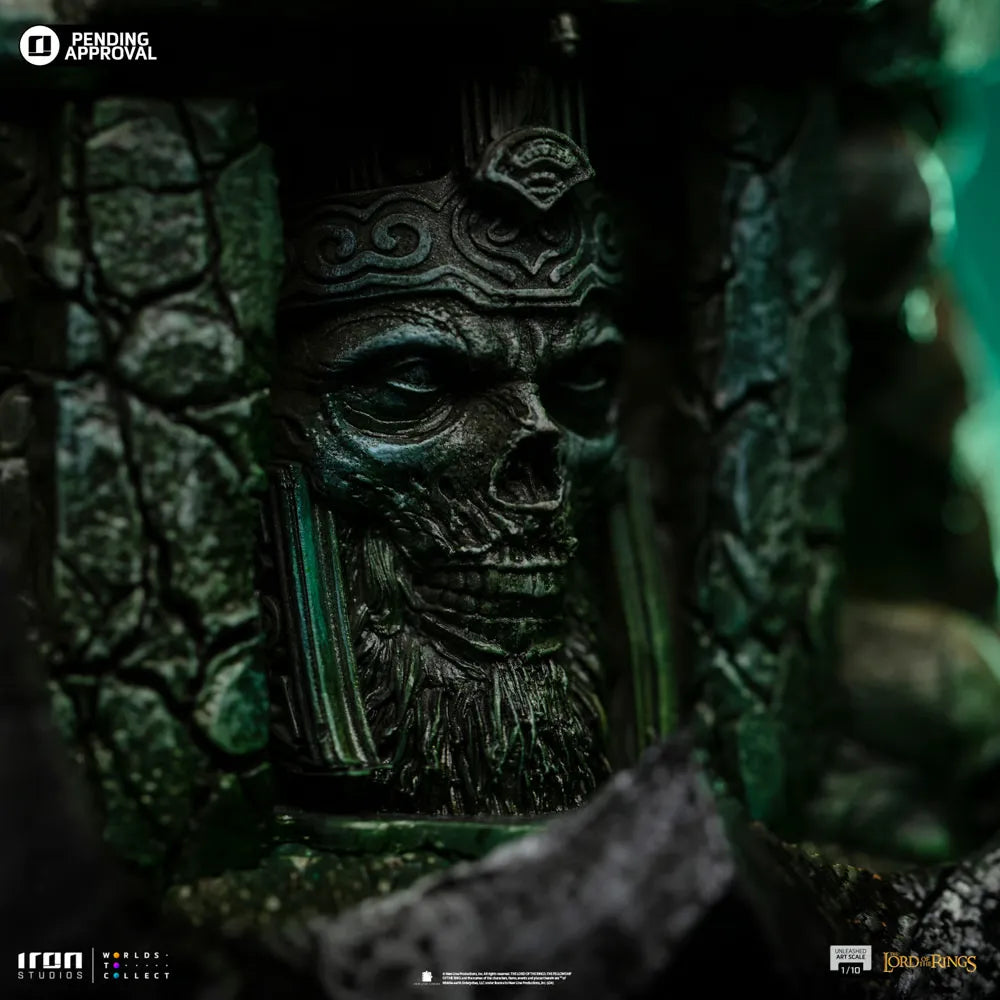 IRO57538 The Lord of the Rings - Aragorn Unleashed 1:10 Scale Statue - Iron Studios - Titan Pop Culture