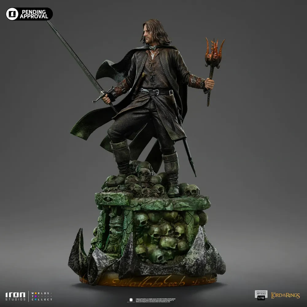 IRO57538 The Lord of the Rings - Aragorn Unleashed 1:10 Scale Statue - Iron Studios - Titan Pop Culture