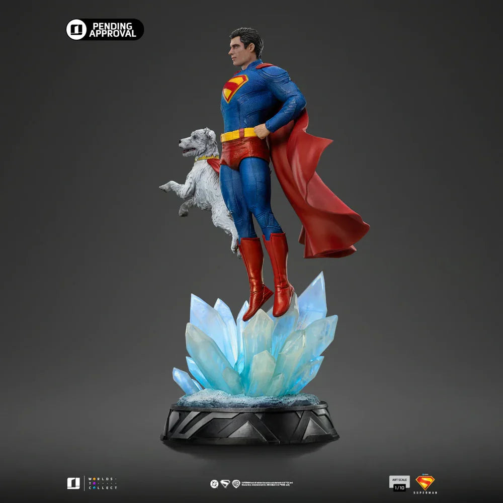 Superman (2025) - Estatua de Superman y Krypto a escala 1:10