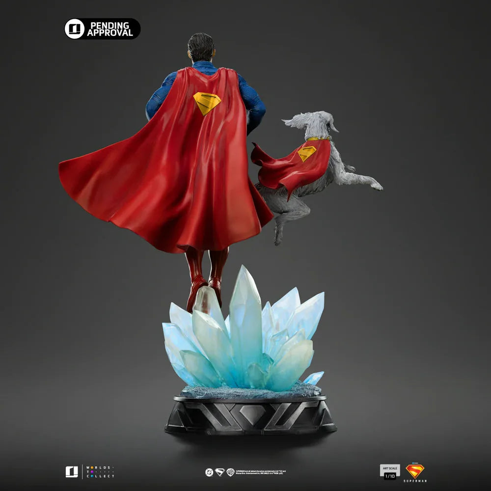 Superman (2025) - Estatua de Superman y Krypto a escala 1:10
