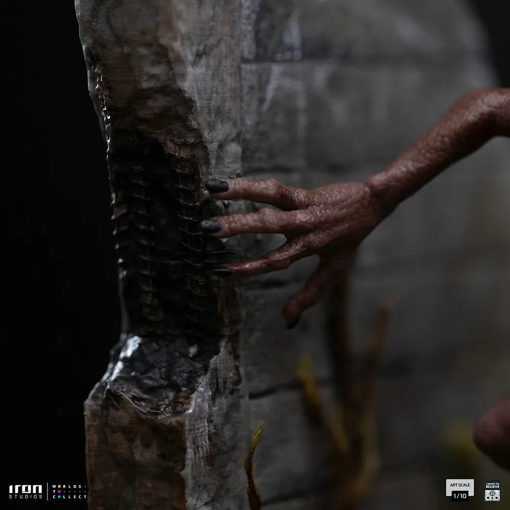 IRO59358 I Want To Believe - Et Varginha 1:10 Scale Statue - Iron Studios - Titan Pop Culture