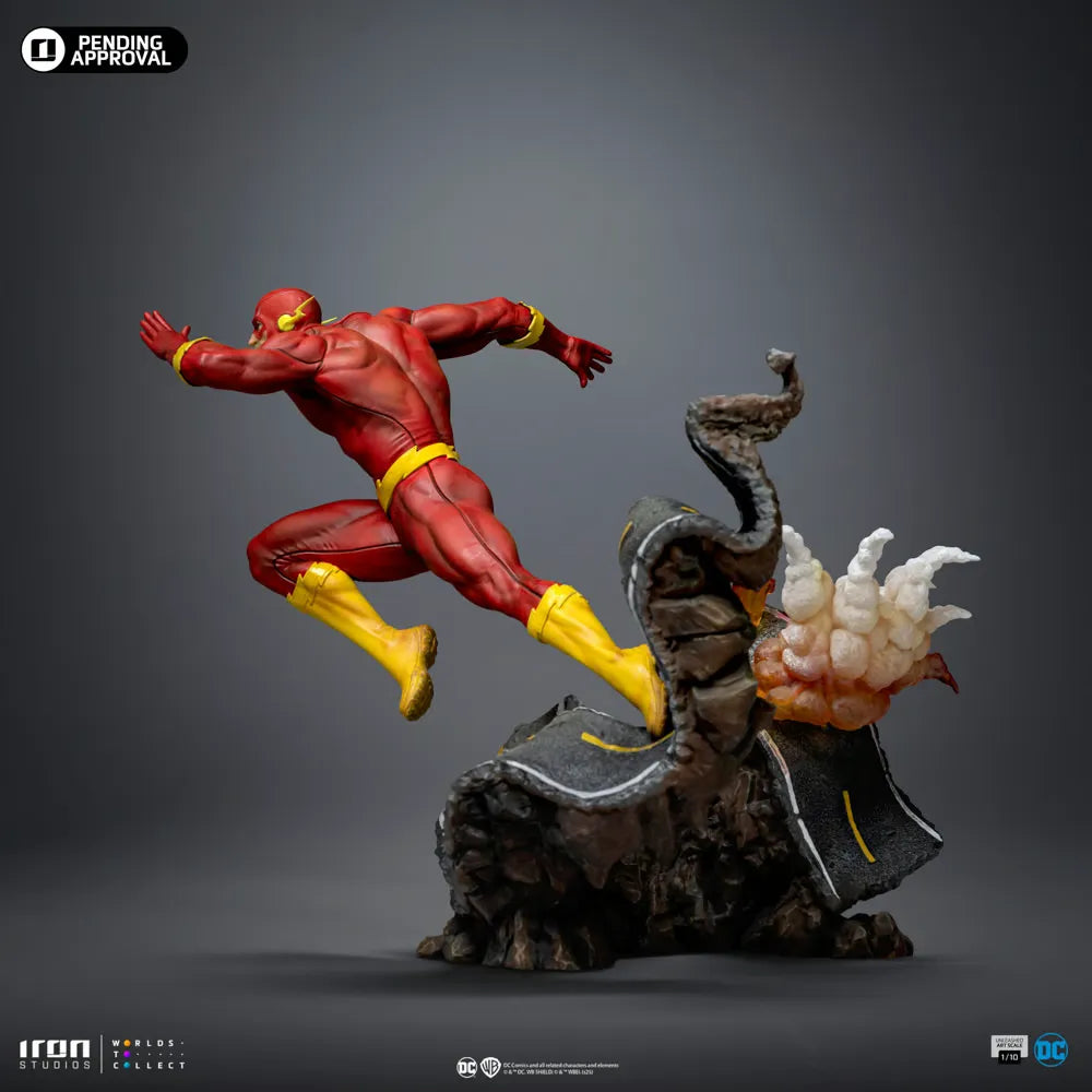 IRO59365 The Flash - Flash Unleashed 1:10 Scale Statue - Iron Studios - Titan Pop Culture