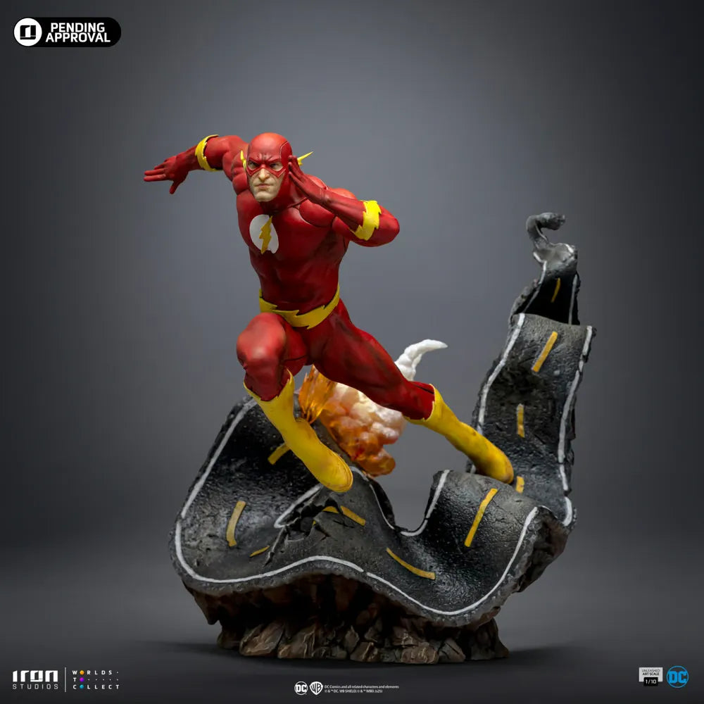IRO59365 The Flash - Flash Unleashed 1:10 Scale Statue - Iron Studios - Titan Pop Culture