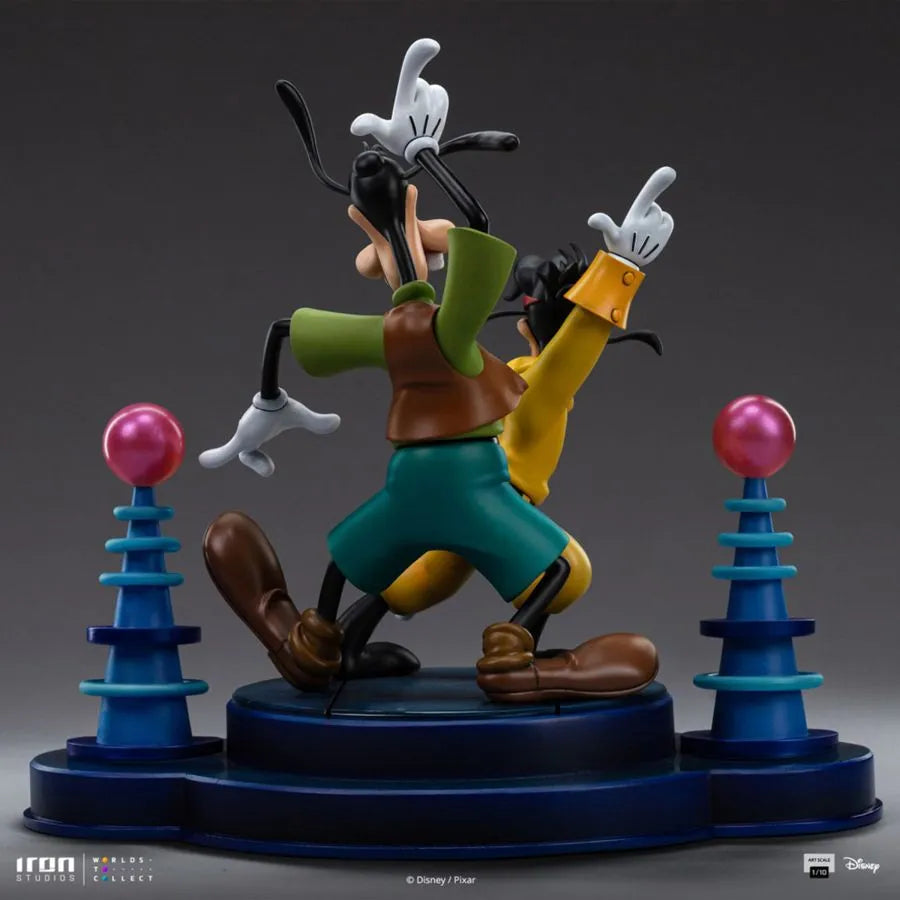 IRO59372 Disney - Goofy & Max 1:10 Scale Statue - Iron Studios - Titan Pop Culture