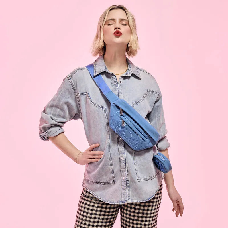 LOUWDTB3192 Disney - Stitch Belt Bag - Loungefly - Titan Pop Culture