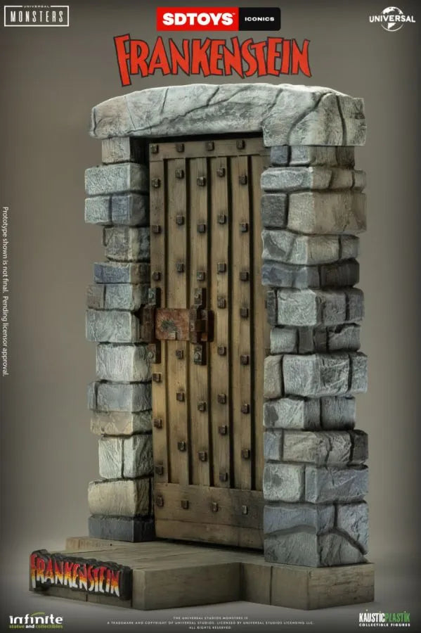 SDTUNI26955 Universal Monsters - Frankenstein's Cell Door 1:6 Scale Diorama - SD Toys - Titan Pop Culture