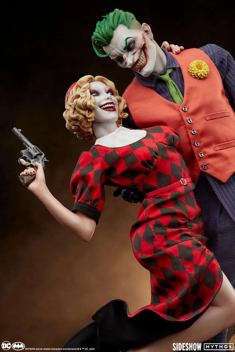 SID200654 DC Comics - The Joker & Harley Quinn (Lawless Love) Diorama - Sideshow Collectibles - Titan Pop Culture