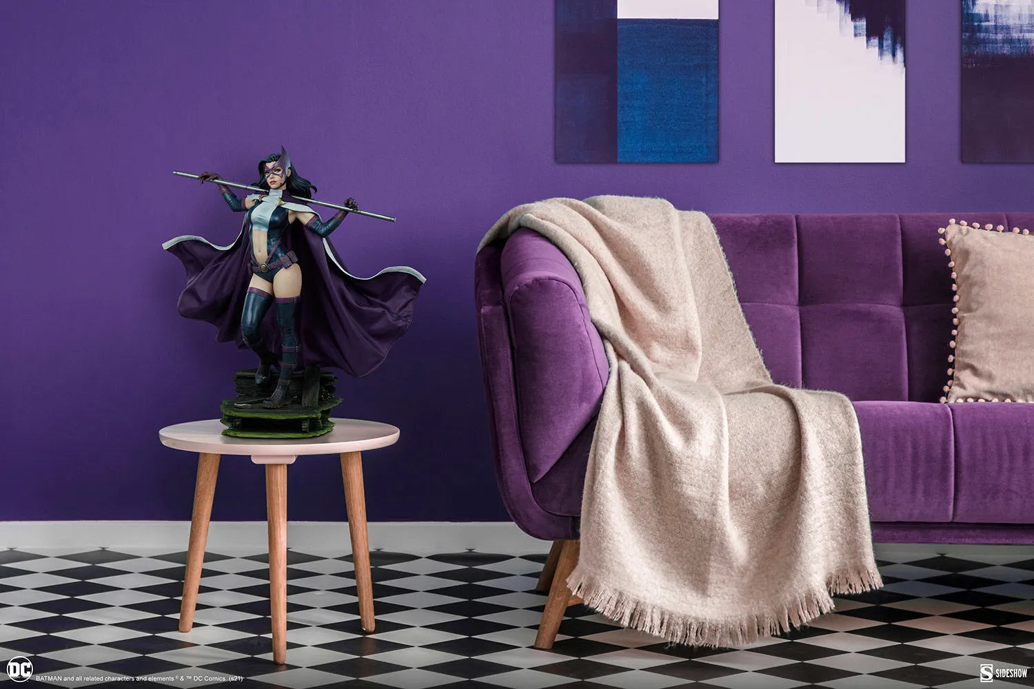 SID300780 DC Comics - Huntress Premium Format Statue - Sideshow Collectibles - Titan Pop Culture