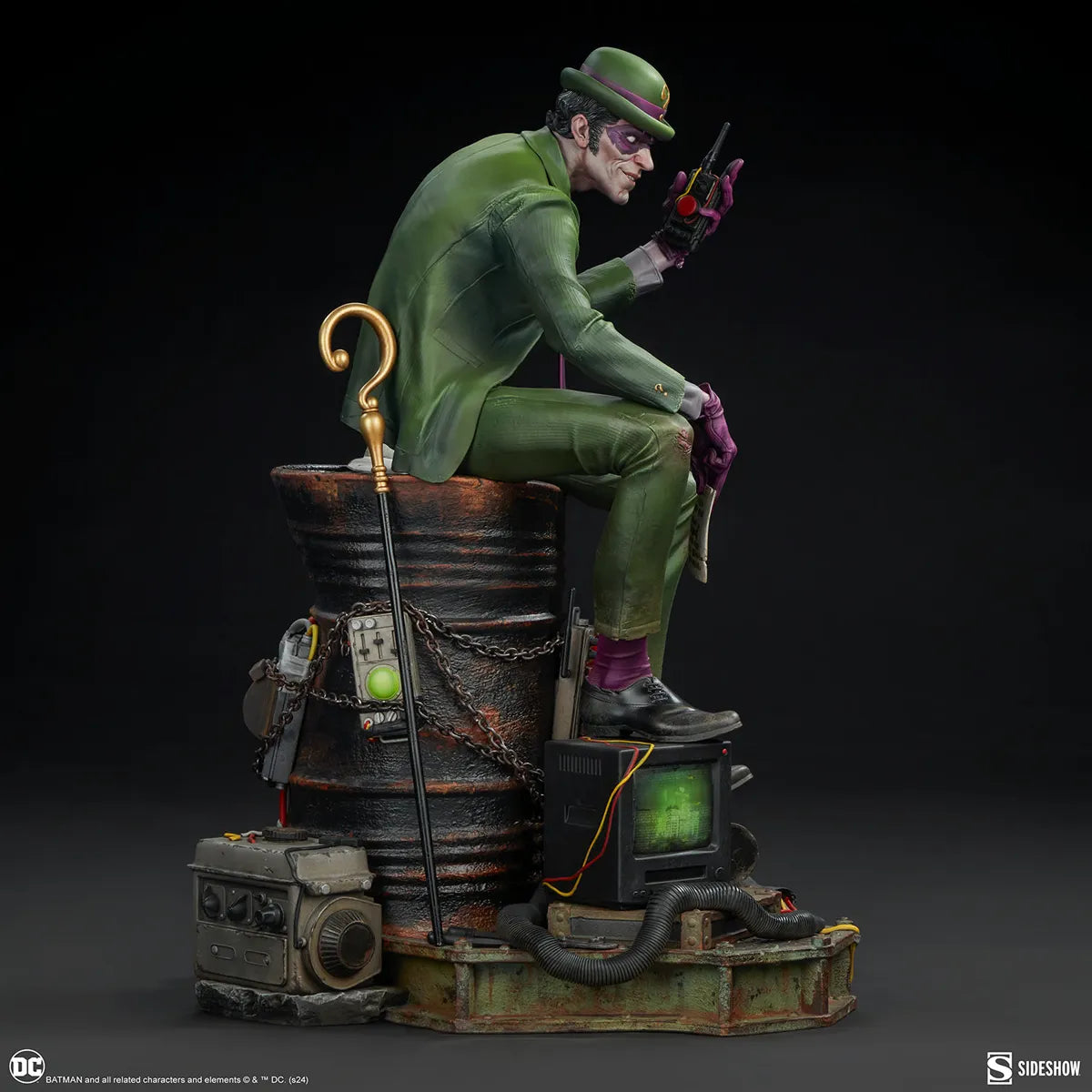 SID300892 DC Comics - Riddler Premium Format Statue - Sideshow Collectibles - Titan Pop Culture
