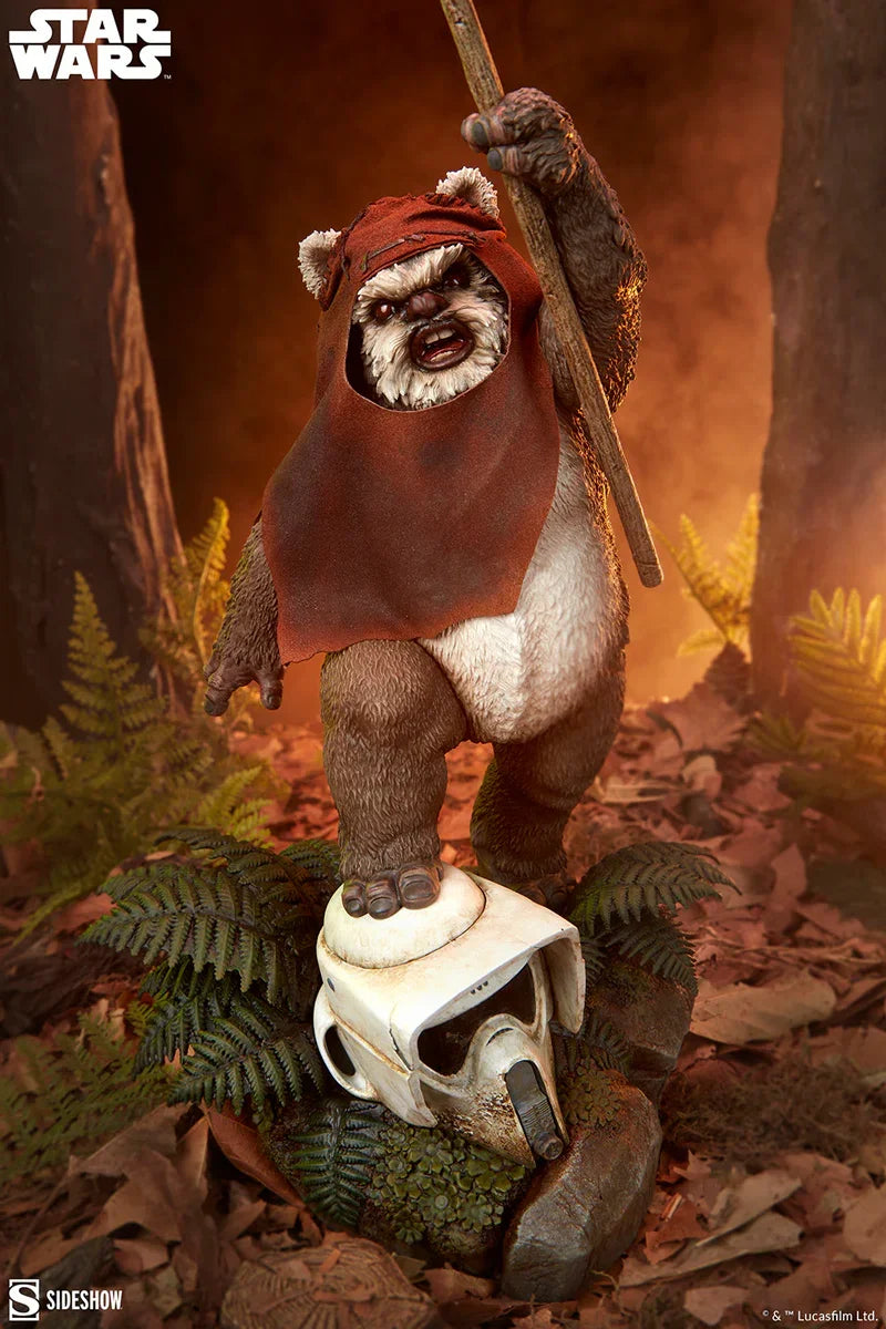 Star Wars - Wicket Premium Format Statue