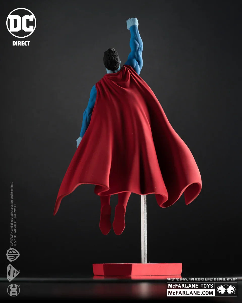 DC Comics - Superman Red & Blue by Gary Frank Resin Statue