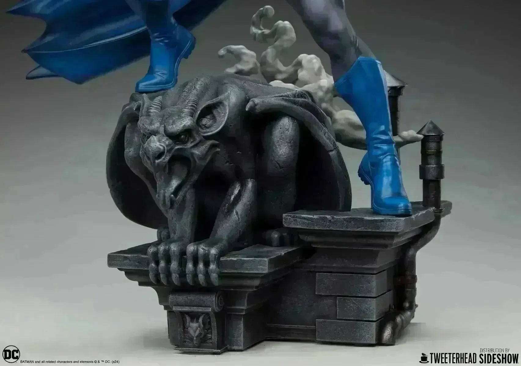 TWE9139782 Batman - Batman (Retro Edition) 1:4 Scale Maquette - Tweeterhead - Titan Pop Culture