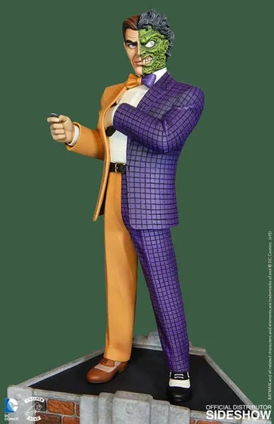 DC Comics - Two-Face Maquette