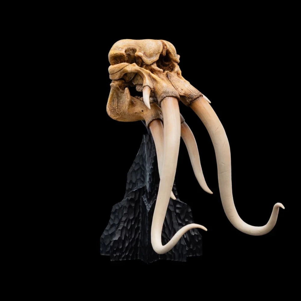 El Señor de los Anillos - Cráneo de un Mumak SDCC 2025 Estatua en miniatura