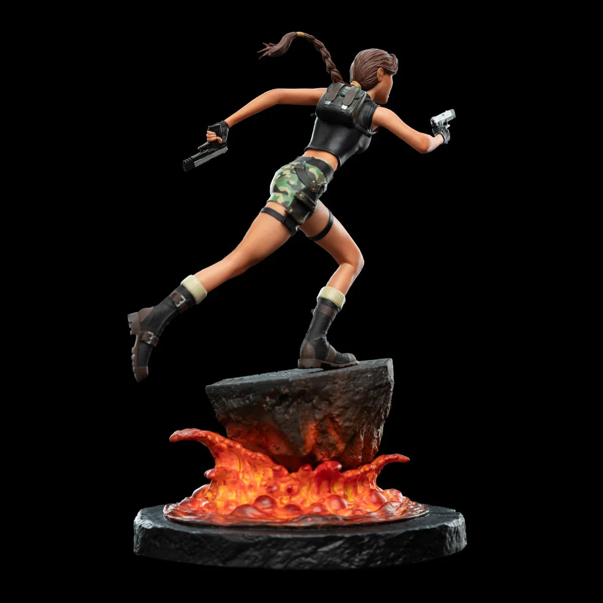 Tomb Raider - Figura en miniatura de Lara Croft: El Santuario de las Llamas