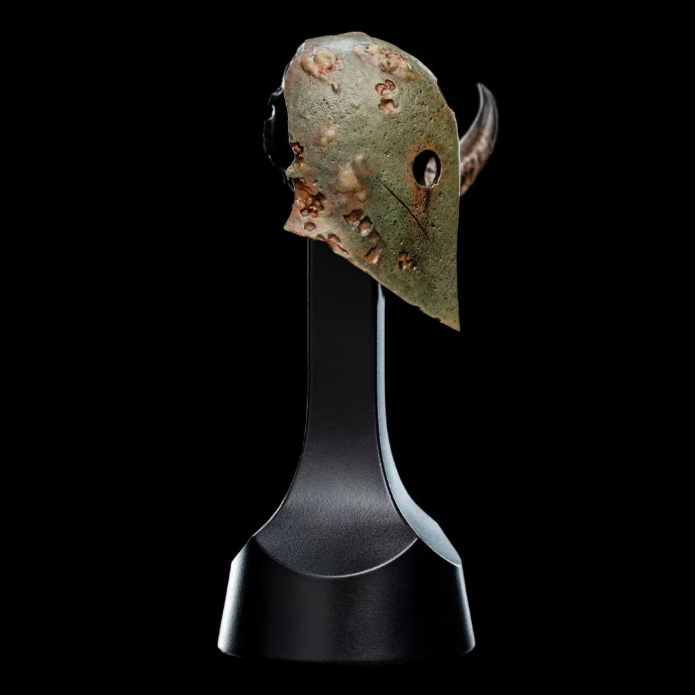 Warhammer: Age of Sigmar - Putrid Blightking Replica Helmet