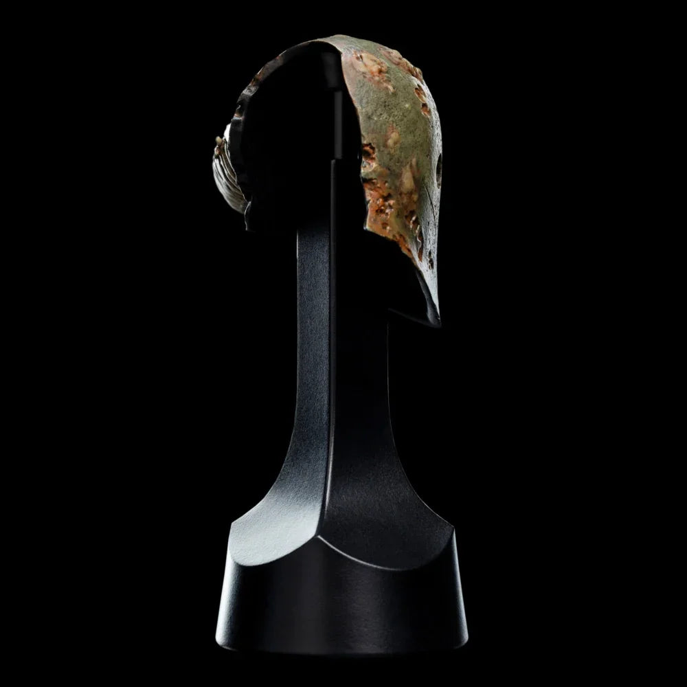 Warhammer: Age of Sigmar - Putrid Blightking Replica Helmet