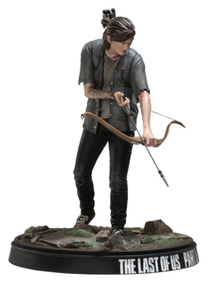 DHC3006-261 The Last of Us Part II - Ellie with Bow Figure - Dark Horse Comics - Titan Pop Culture