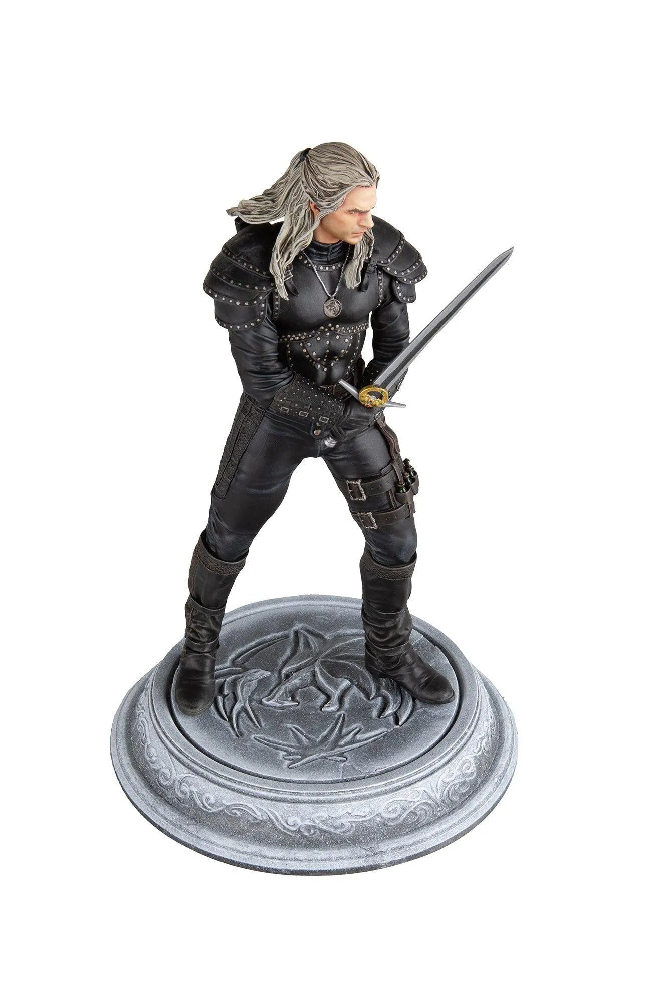 DHC3009-678 The Witcher (TV) - Geralt Season 2 Figure - Dark Horse Comics - Titan Pop Culture