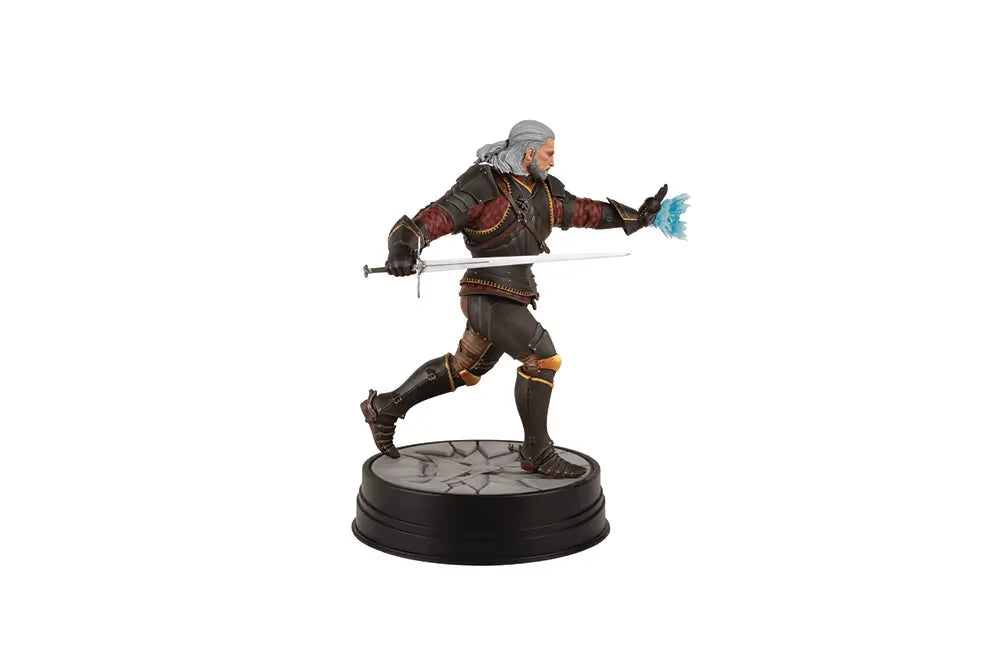 DHC3010-221 The Witcher 3 - Geralt Toussaint Tourney Armor Figure - Dark Horse Comics - Titan Pop Culture