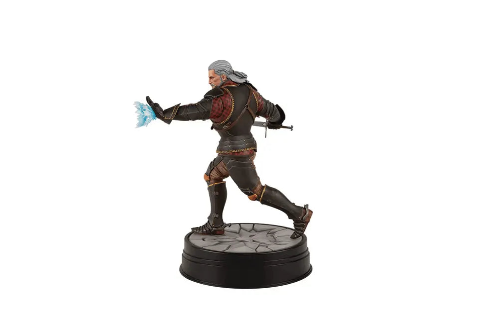 DHC3010-221 The Witcher 3 - Geralt Toussaint Tourney Armor Figure - Dark Horse Comics - Titan Pop Culture