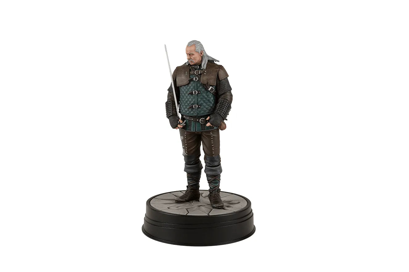 DHC3010-224 The Witcher 3 - Vesemir Figure - Dark Horse Comics - Titan Pop Culture