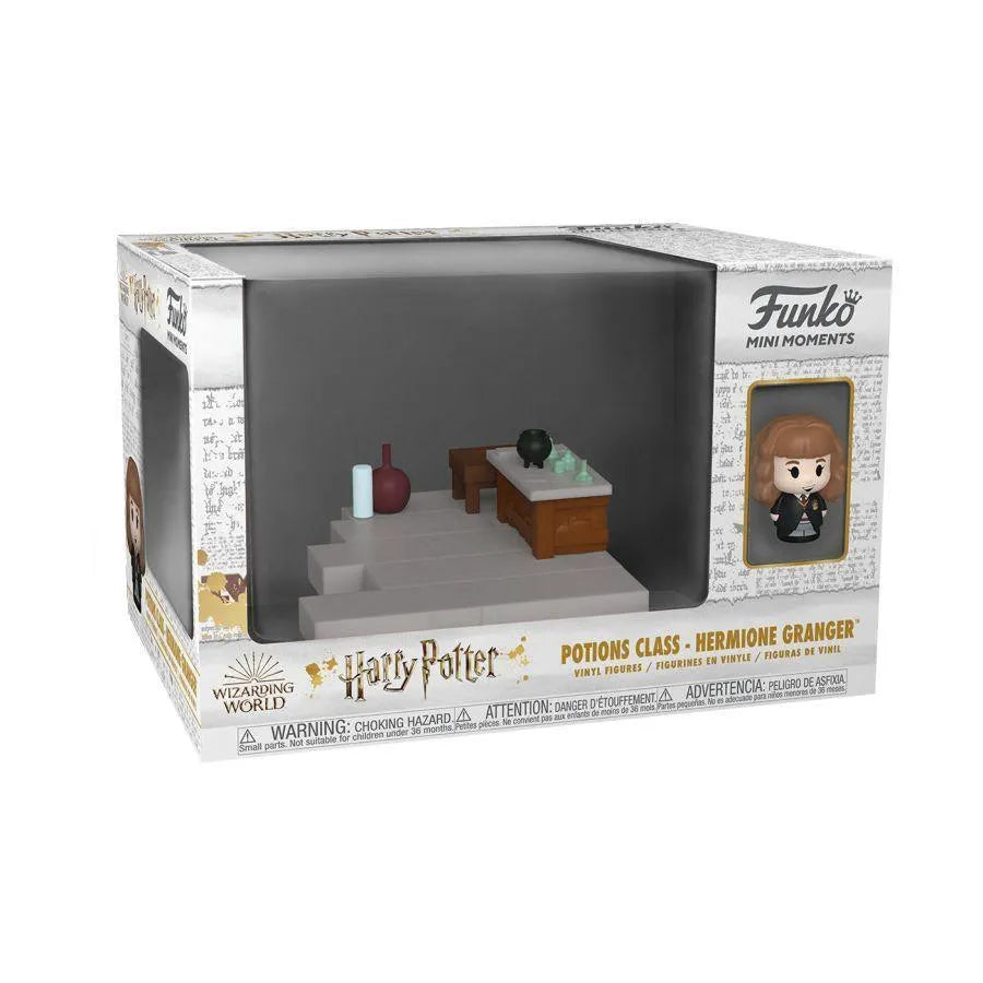 FUN57364 Harry Potter - Hermione Mini Moment - Funko - Titan Pop Culture