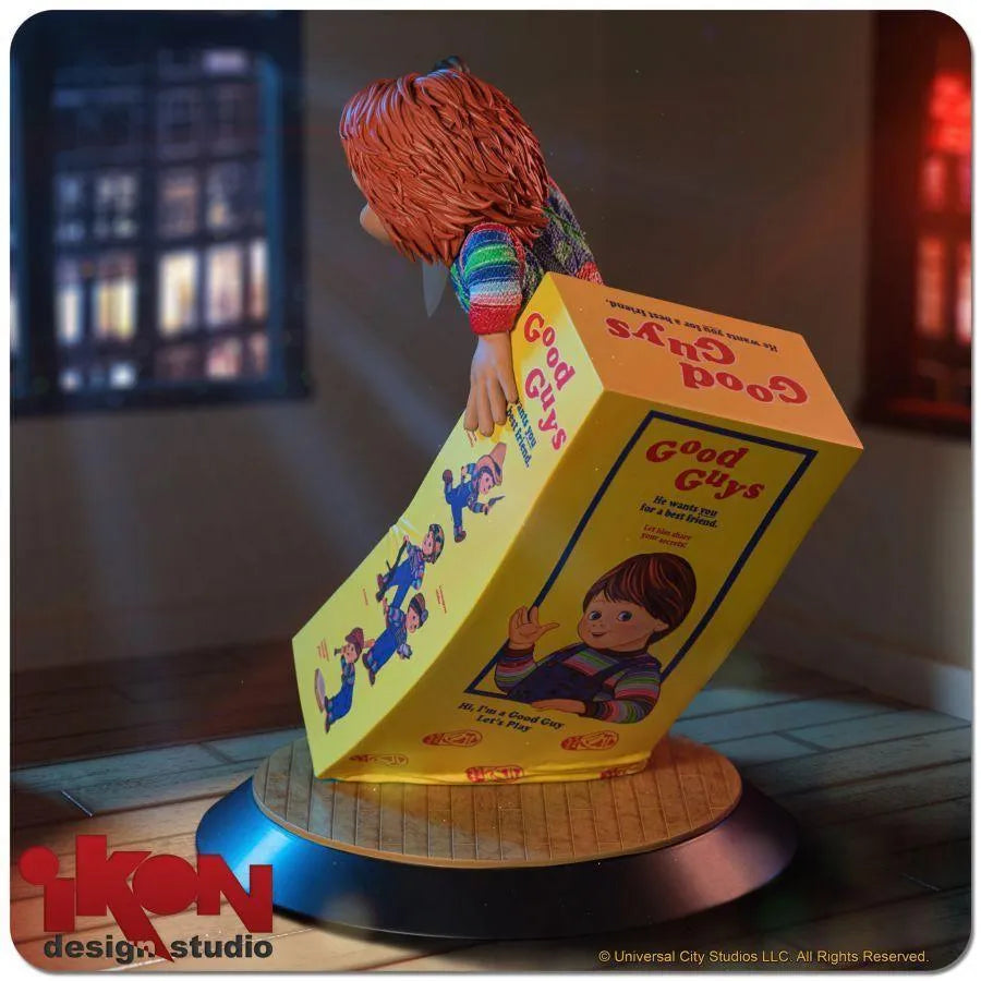 IKO1697 Child's Play - Chucky Breaking Free From Box PVC Statue - Ikon Design Studio - Titan Pop Culture