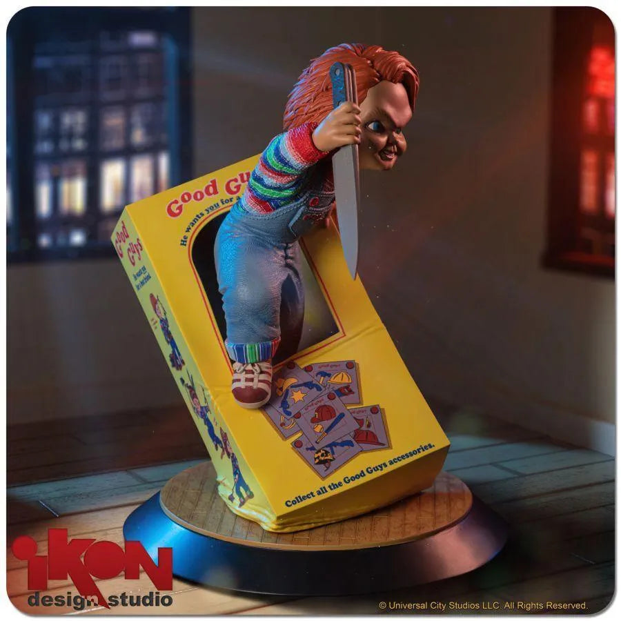 IKO1697 Child's Play - Chucky Breaking Free From Box PVC Statue - Ikon Design Studio - Titan Pop Culture