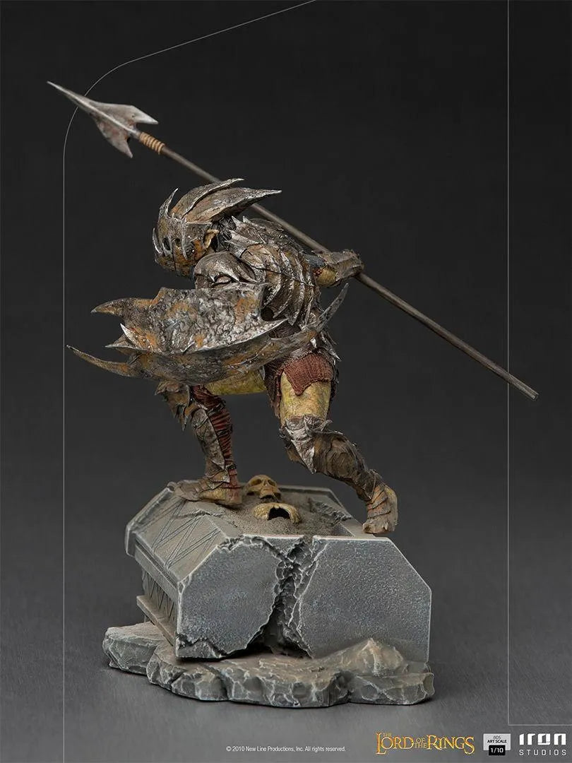 IRO27801 The Lord of the Rings - Orc Armored 1:10 Scale Statue - Iron Studios - Titan Pop Culture