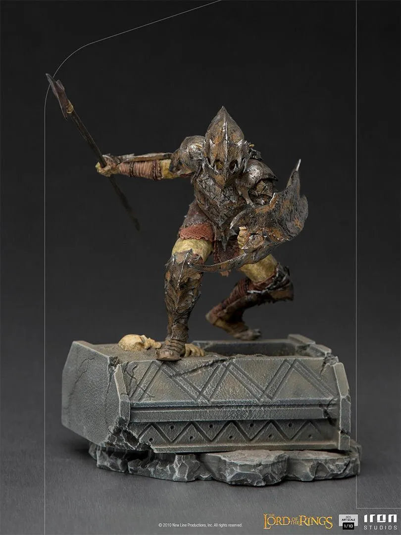 IRO27801 The Lord of the Rings - Orc Armored 1:10 Scale Statue - Iron Studios - Titan Pop Culture