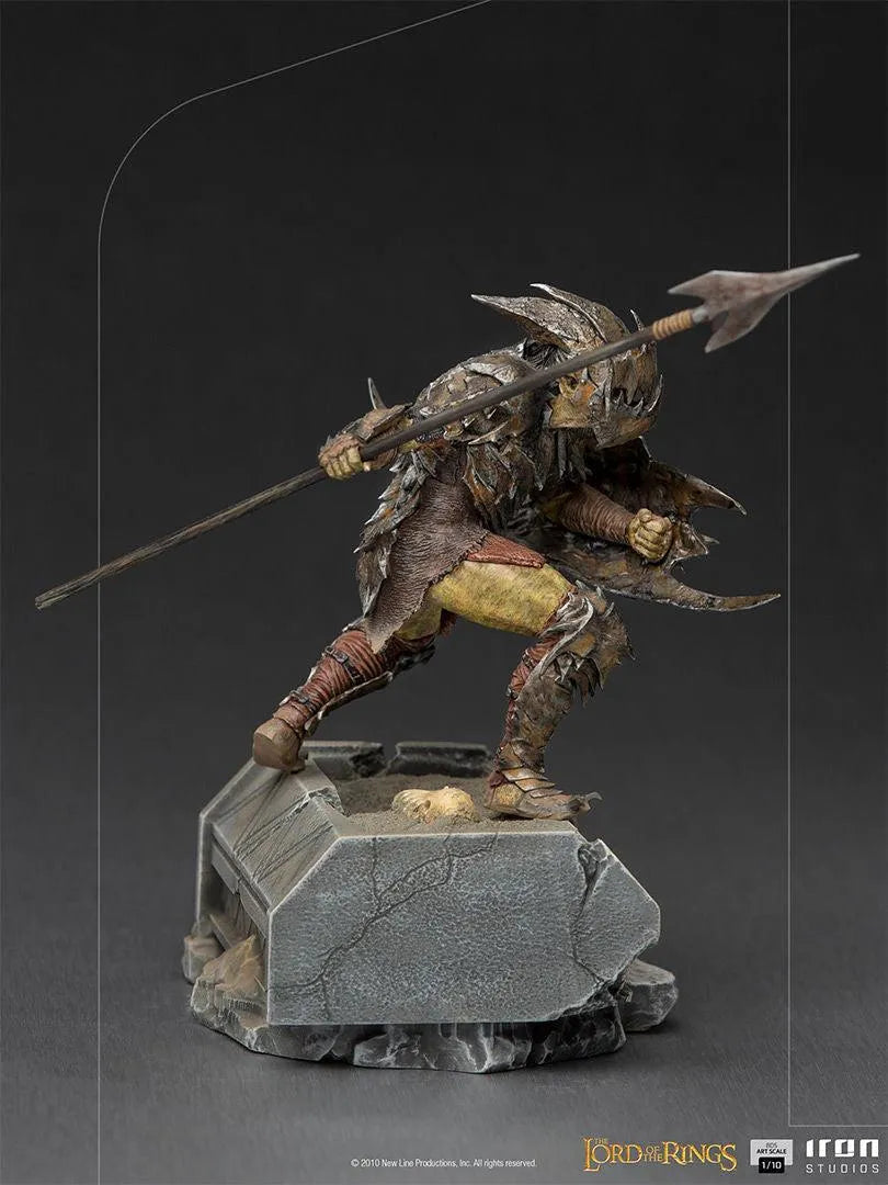 IRO27801 The Lord of the Rings - Orc Armored 1:10 Scale Statue - Iron Studios - Titan Pop Culture