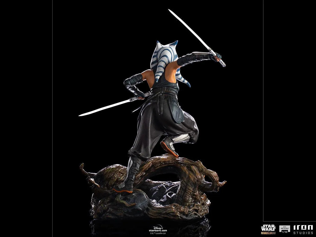 IRO28563 Star Wars - Ahsoka Tano 1:10 Scale Statue - Iron Studios - Titan Pop Culture