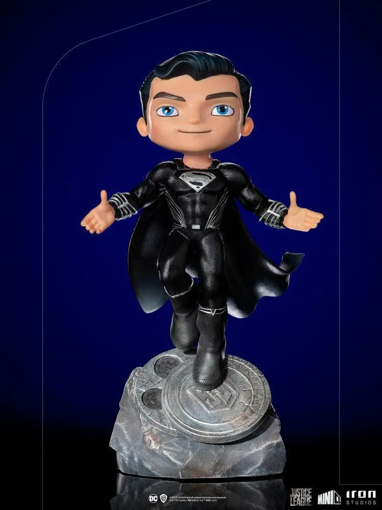 IRO28723 Zack Snyder's Justice League (2021) - Superman Black Suit Minico - Iron Studios - Titan Pop Culture