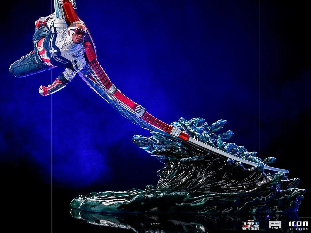 IRO29515 Falcon and the Winter Soldier - Sam Wilson Deluxe 1:10 Scale Statue - Iron Studios - Titan Pop Culture