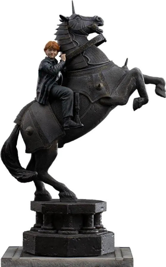 IRO34997 Harry Potter - Ron Weasley Deluxe 1:10 Scale Statue - Iron Studios - Titan Pop Culture