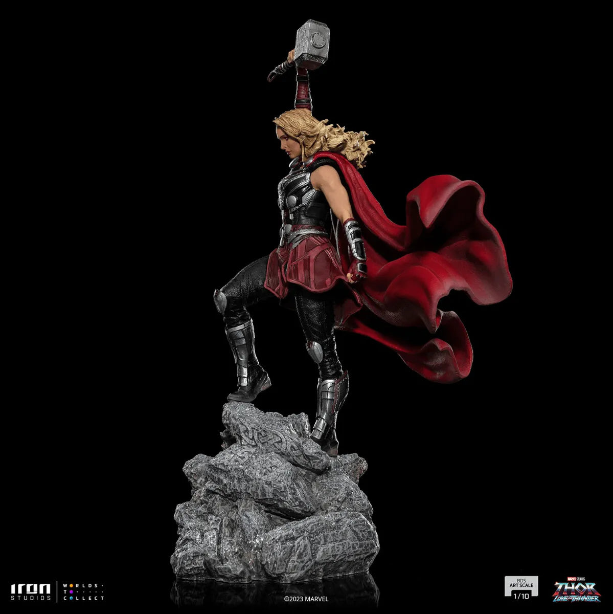 IRO51260 Thor 4: Love and Thunder - Mighty Thor (Jane Foster) 1:10 Scale Statue - Iron Studios - Titan Pop Culture
