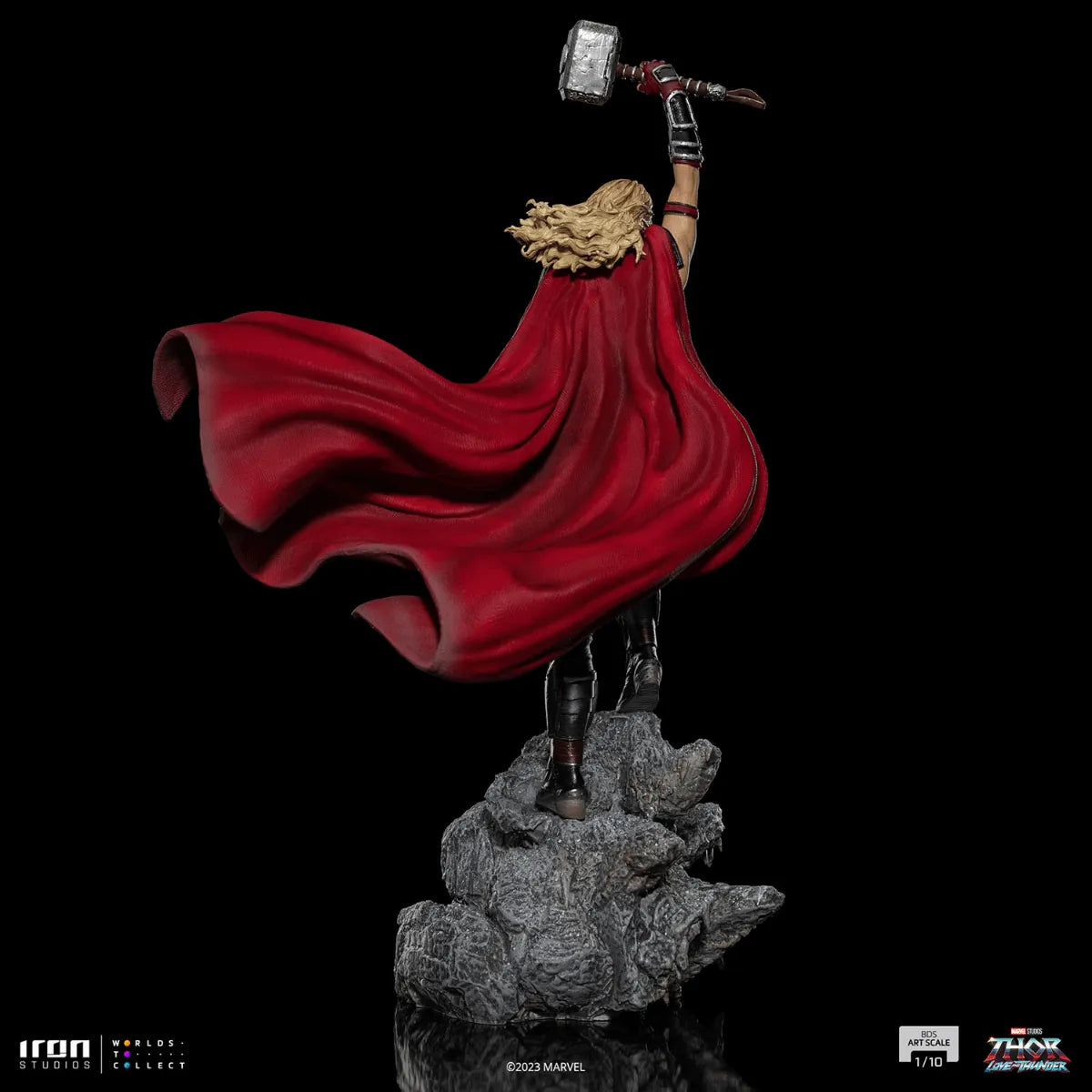 IRO51260 Thor 4: Love and Thunder - Mighty Thor (Jane Foster) 1:10 Scale Statue - Iron Studios - Titan Pop Culture