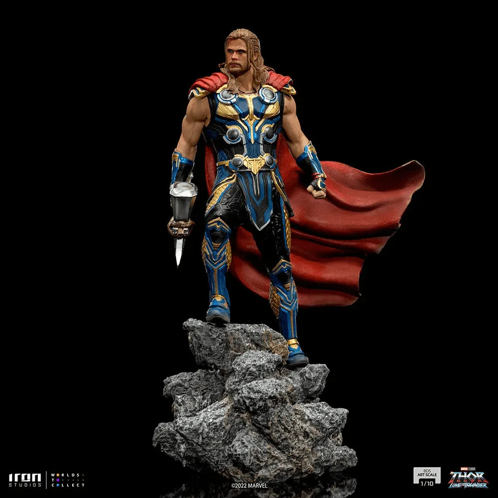 IRO51277 Thor 4: Love and Thunder - Thor 1:10 Scale Statue - Iron Studios - Titan Pop Culture