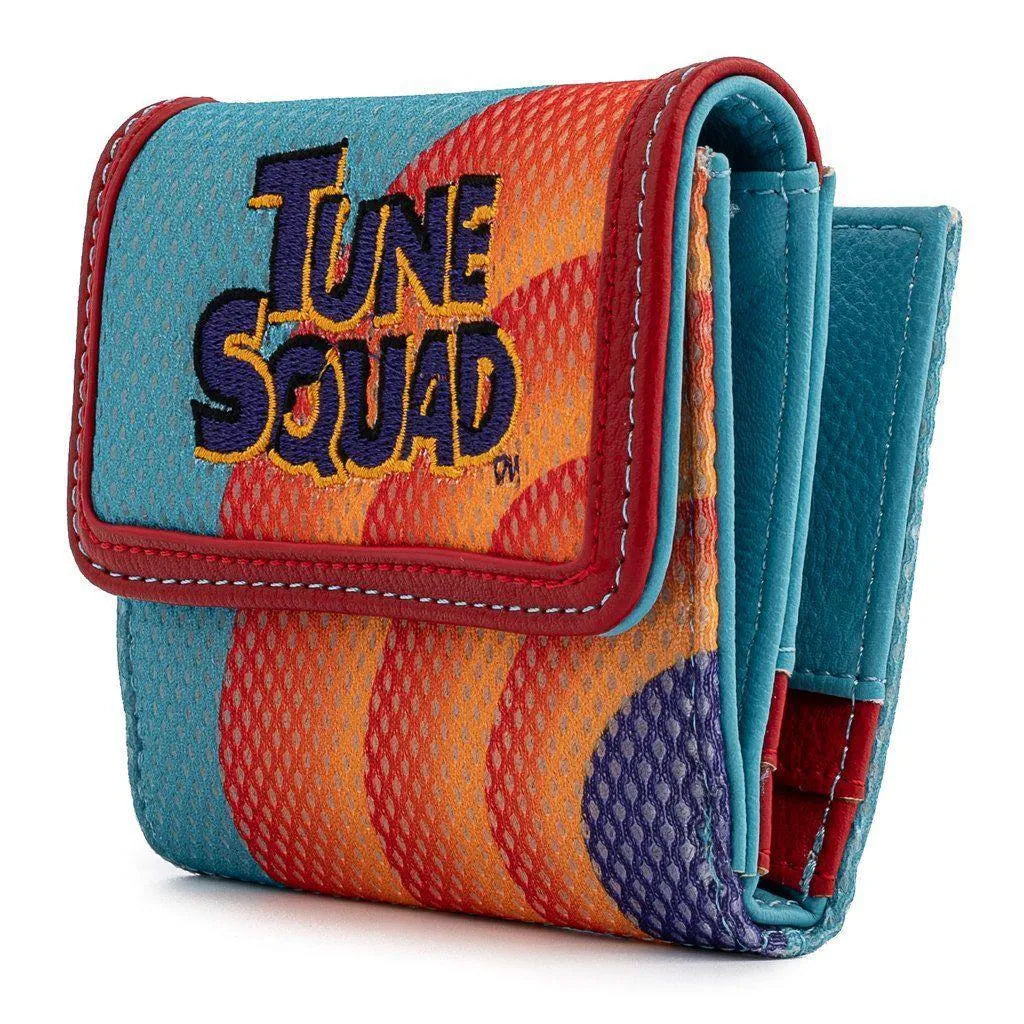 LOUSPJWA0001 Space Jam - Tune Squad Bugs Purse - Loungefly - Titan Pop Culture