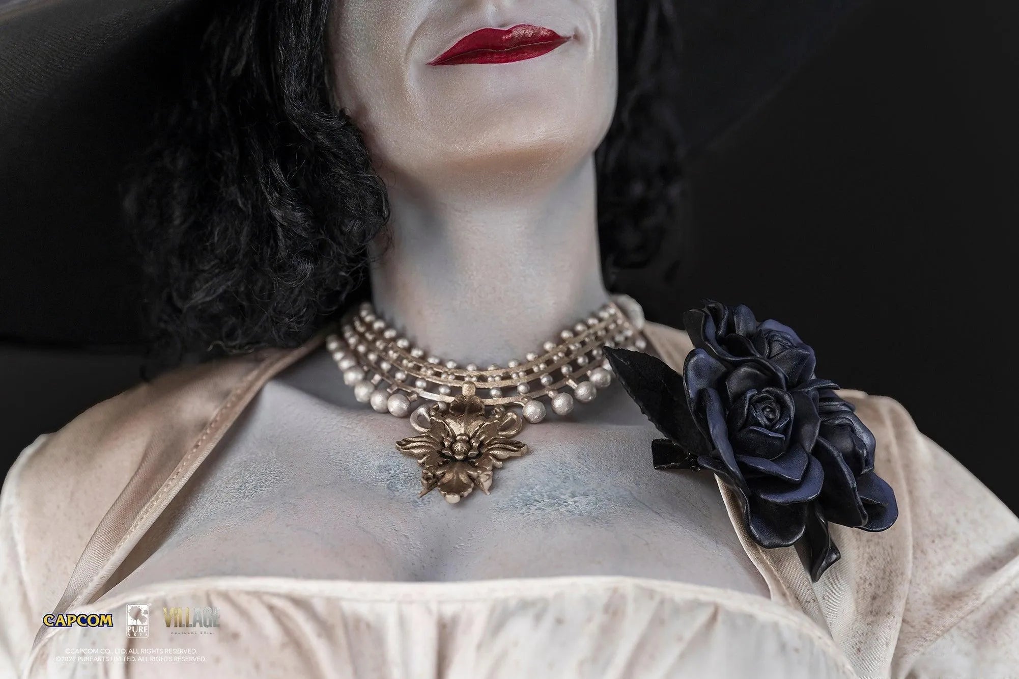 PURPA005RE Resident Evil - Lady Dimitrescu 1:4 Scale Statue - Pure Arts - Titan Pop Culture