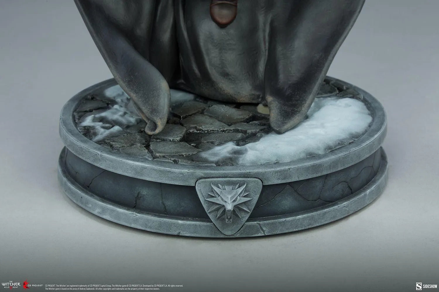 SID200602 The Witcher 3: The Wild Hunt - Yennefer Statue - Sideshow Collectibles - Titan Pop Culture