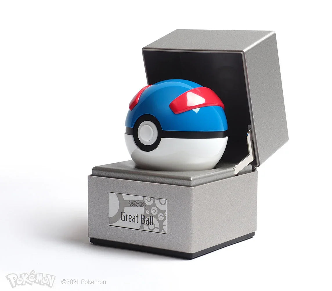 TWCWRC13620 Pokemon - Great Ball Prop Replica - The Wand Company - Titan Pop Culture